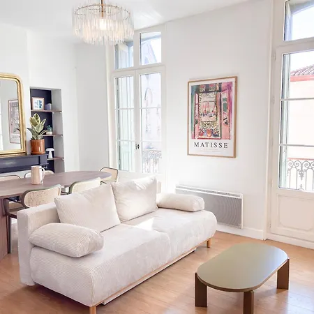 Hyper-centre, Lumineux Et Design Perpignan