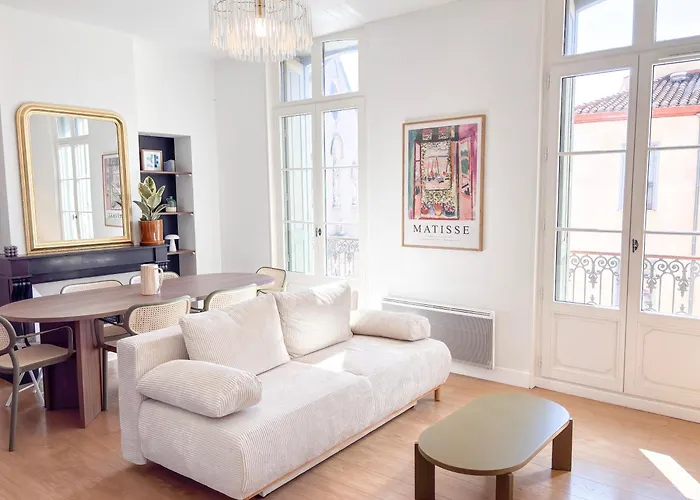 Hyper-centre, Lumineux Et Design Perpignan