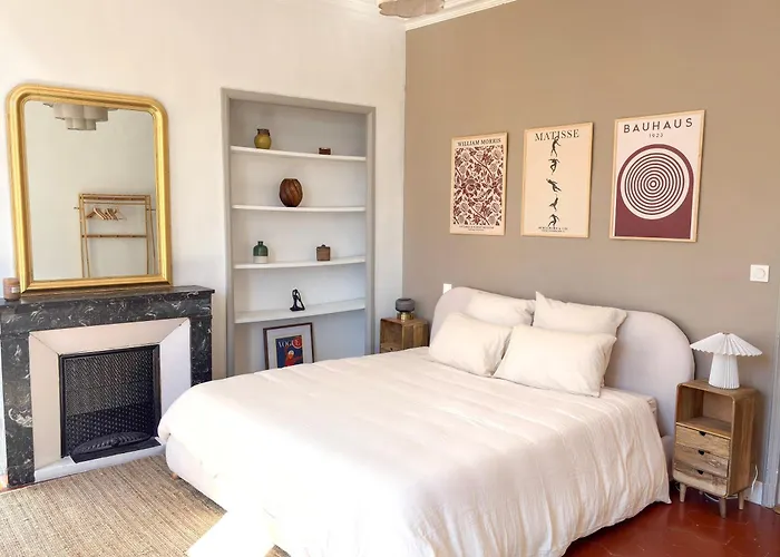 Hyper-centre, Lumineux Et Design * Perpignan